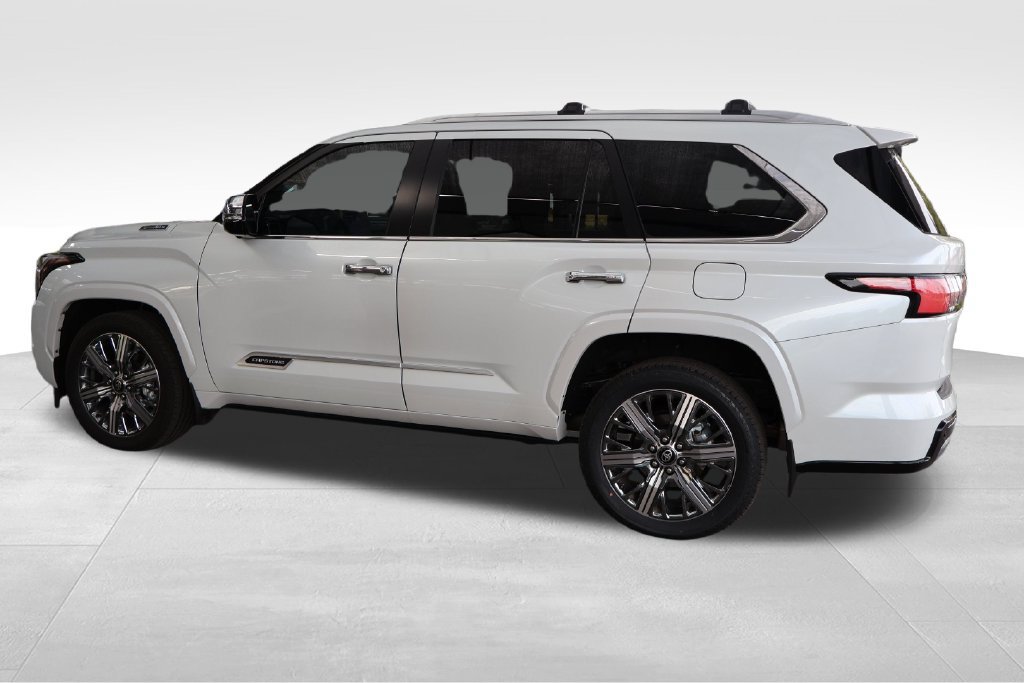 Certified 2026 Toyota Sequoia Capstone AWD/4WD image 15