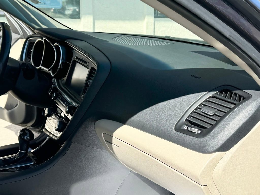 Used 2015 Kia Optima EX w/ EX Premium Package image 25