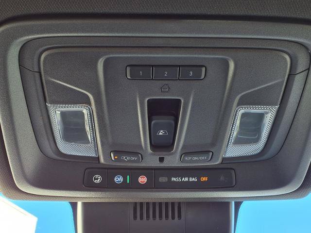 Used 2026 GMC Sierra 1500 SLT RWD image 17