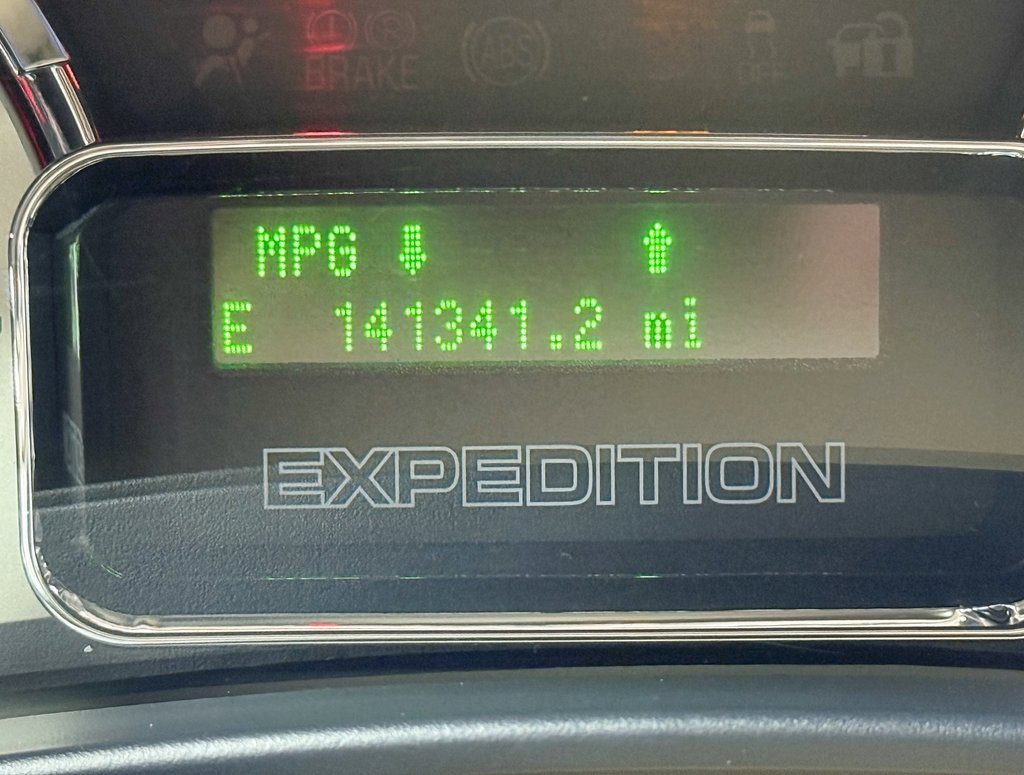 Used 2014 Ford Expedition EL XLT w/ Equipment Group 202A image 14