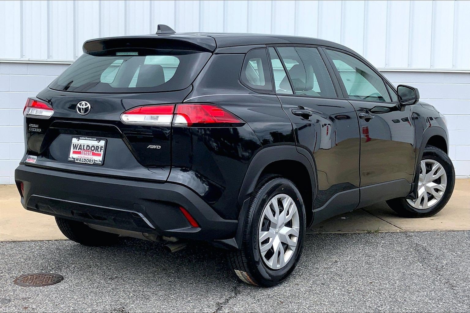 Used 2022 Toyota Corolla Cross L AWD/4WD image 17