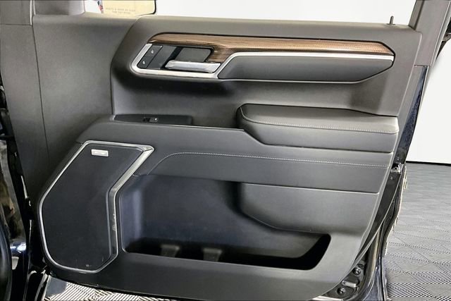 Used 2022 Chevrolet Silverado 1500 RST AWD/4WD image 26