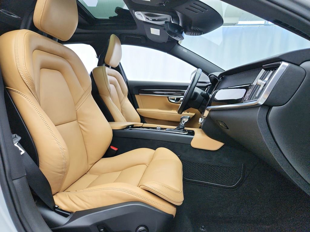 Used 2017 Volvo S90 T6 Momentum w/ Vision Package AWD/4WD image 27