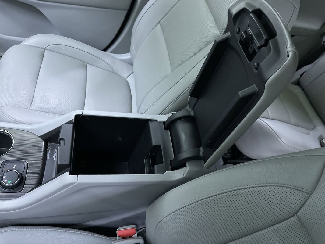 Used 2019 GMC Acadia SLT image 26