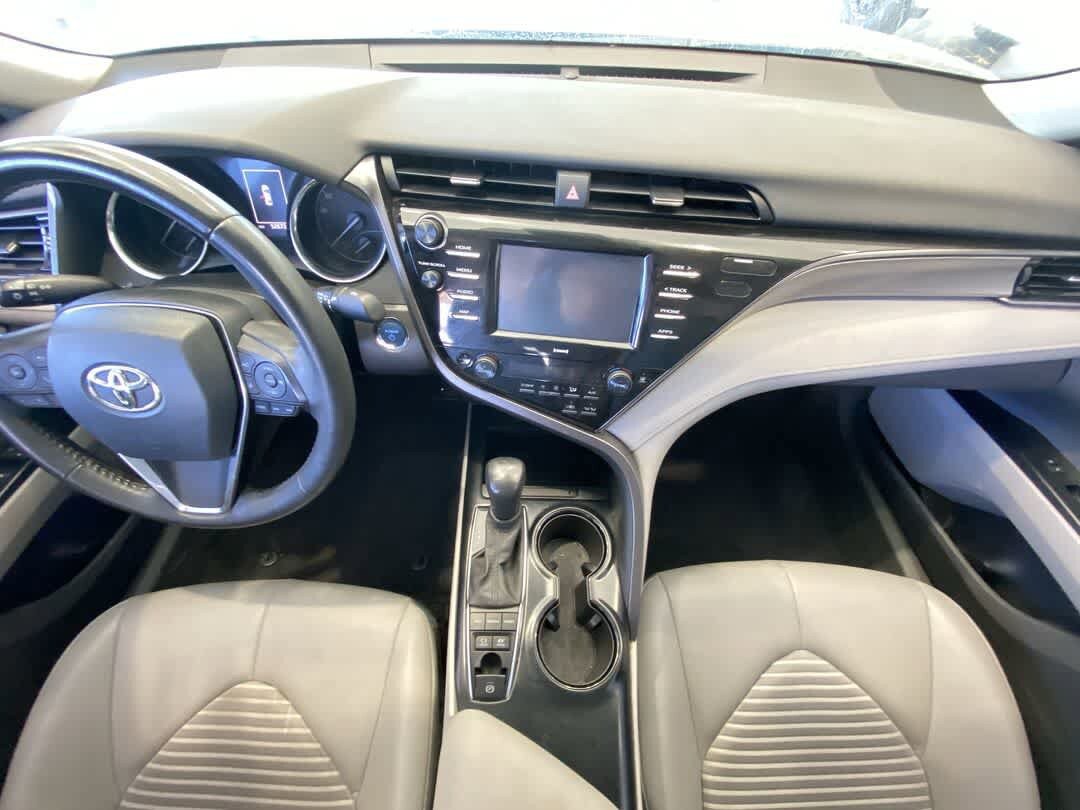 Used 2020 Toyota Camry SE w/ Carpet Mat Package FWD image 23