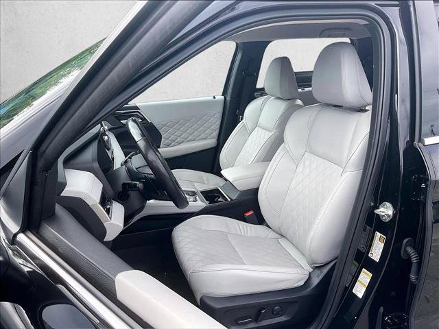 Used 2024 Mitsubishi Outlander SEL FWD image 27