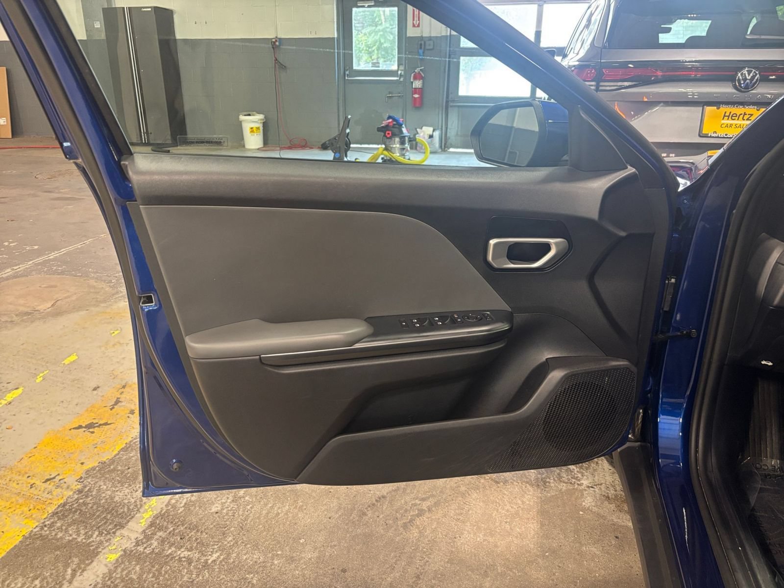 Used 2025 Kia K4 FWD image 18