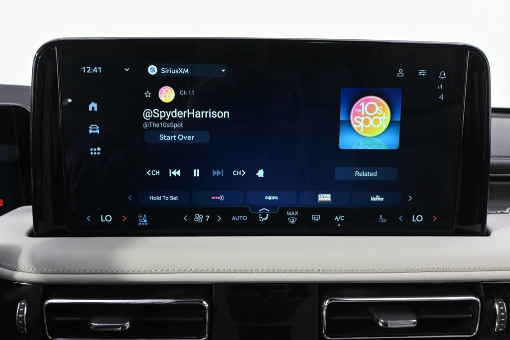 New 2026 Lincoln Aviator Black Label w/ Jet Appearance Package AWD/4WD image 28