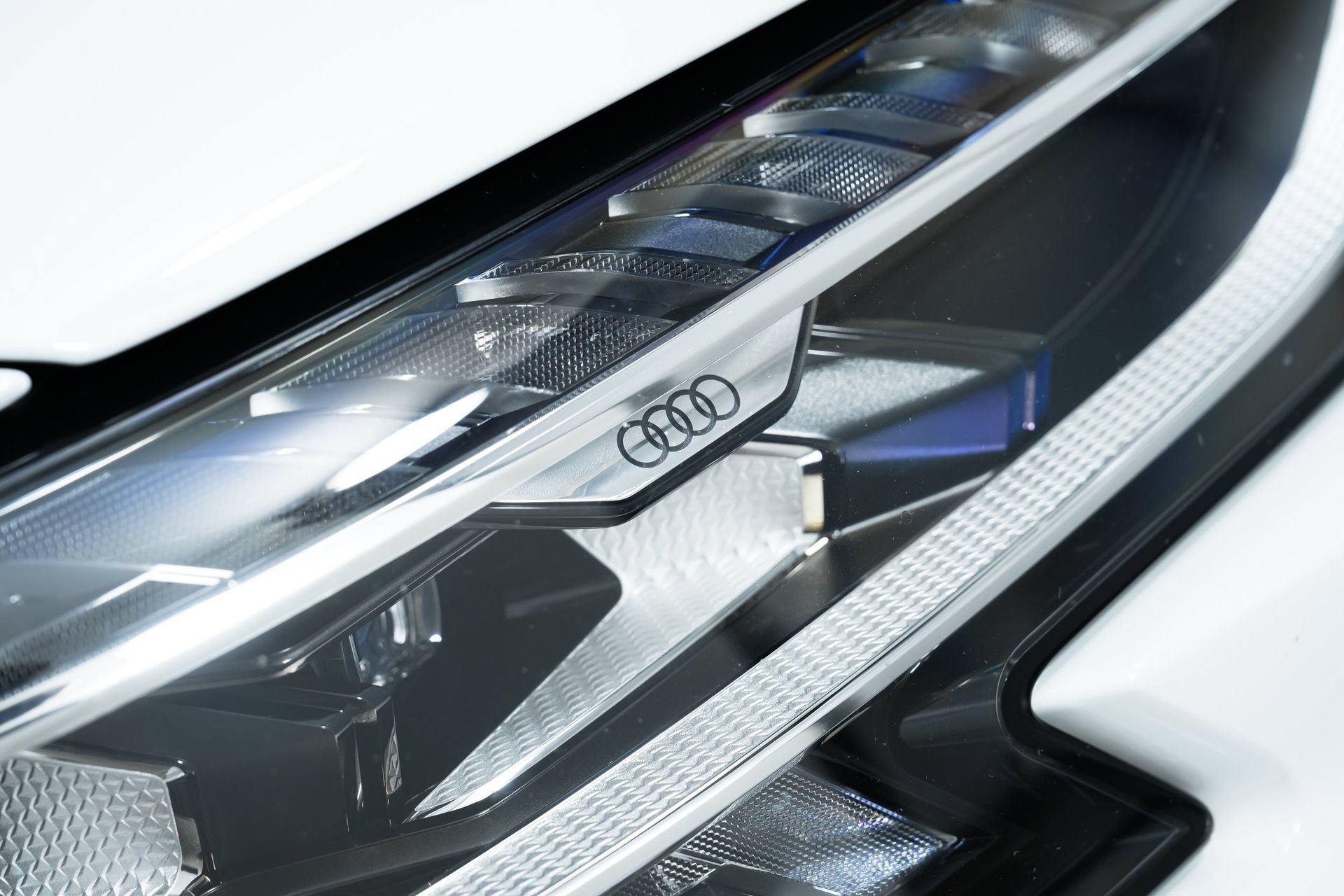 Used 2023 Audi A8 L 3.0T w/ Luxury Package AWD/4WD image 41