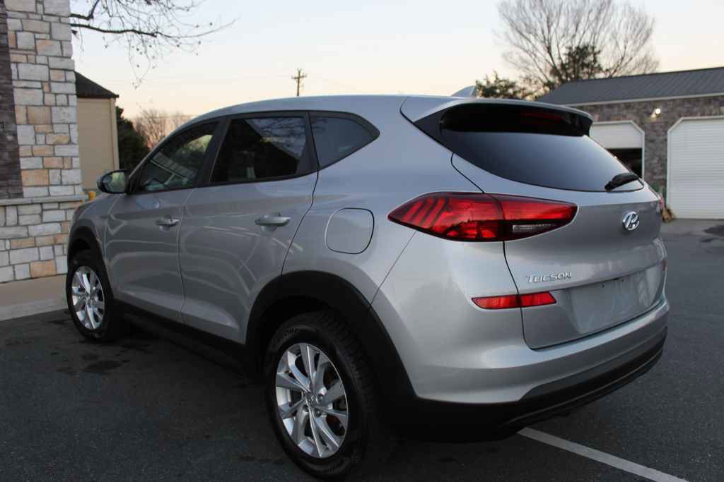 Used 2020 Hyundai Tucson SE image 8