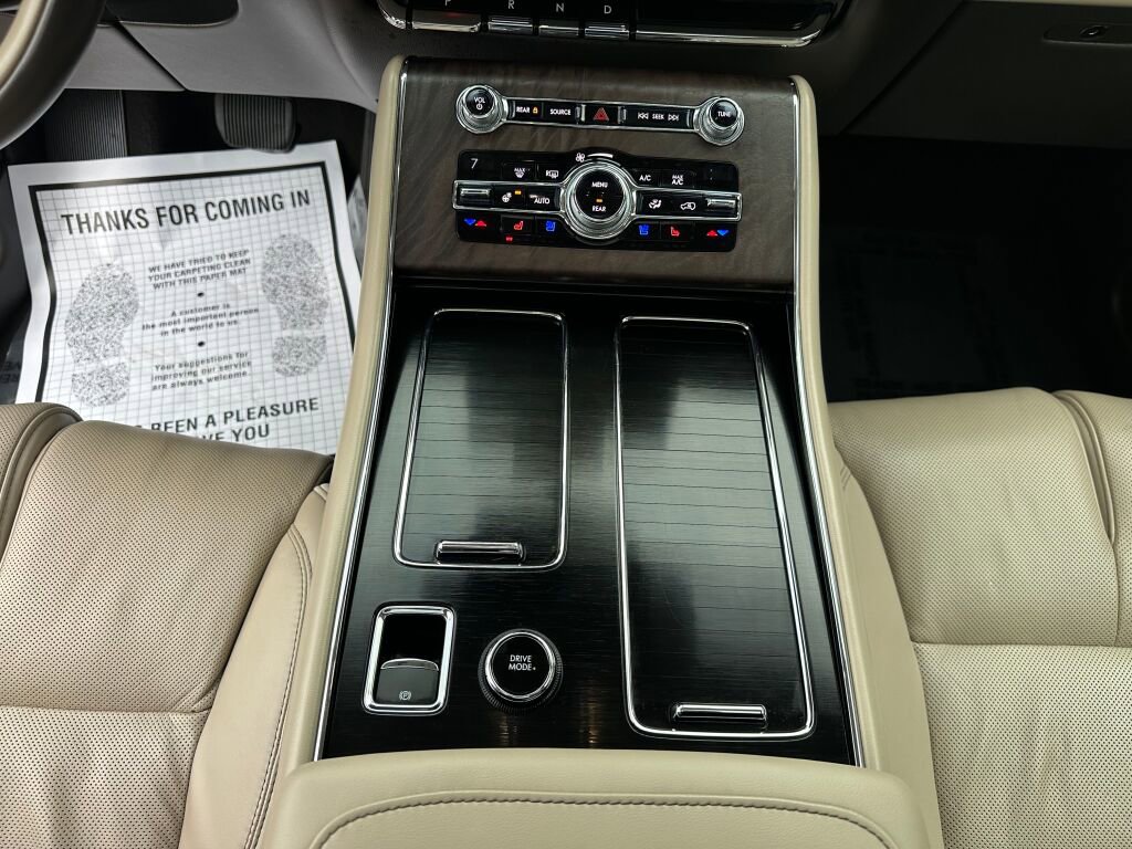Used 2020 Lincoln Aviator Reserve w/ Equipment Group 202A image 21