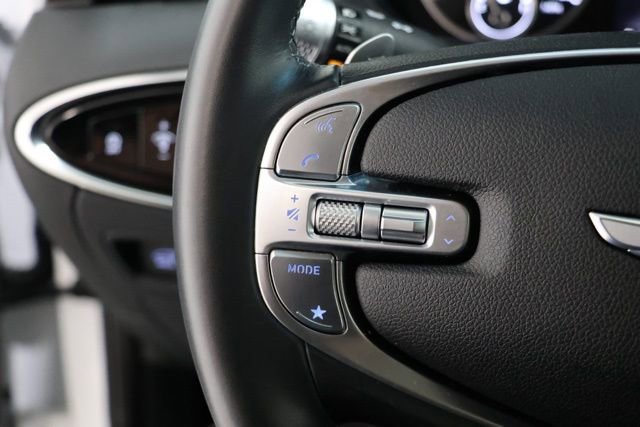Used 2025 Genesis GV70 2.5T AWD/4WD image 18