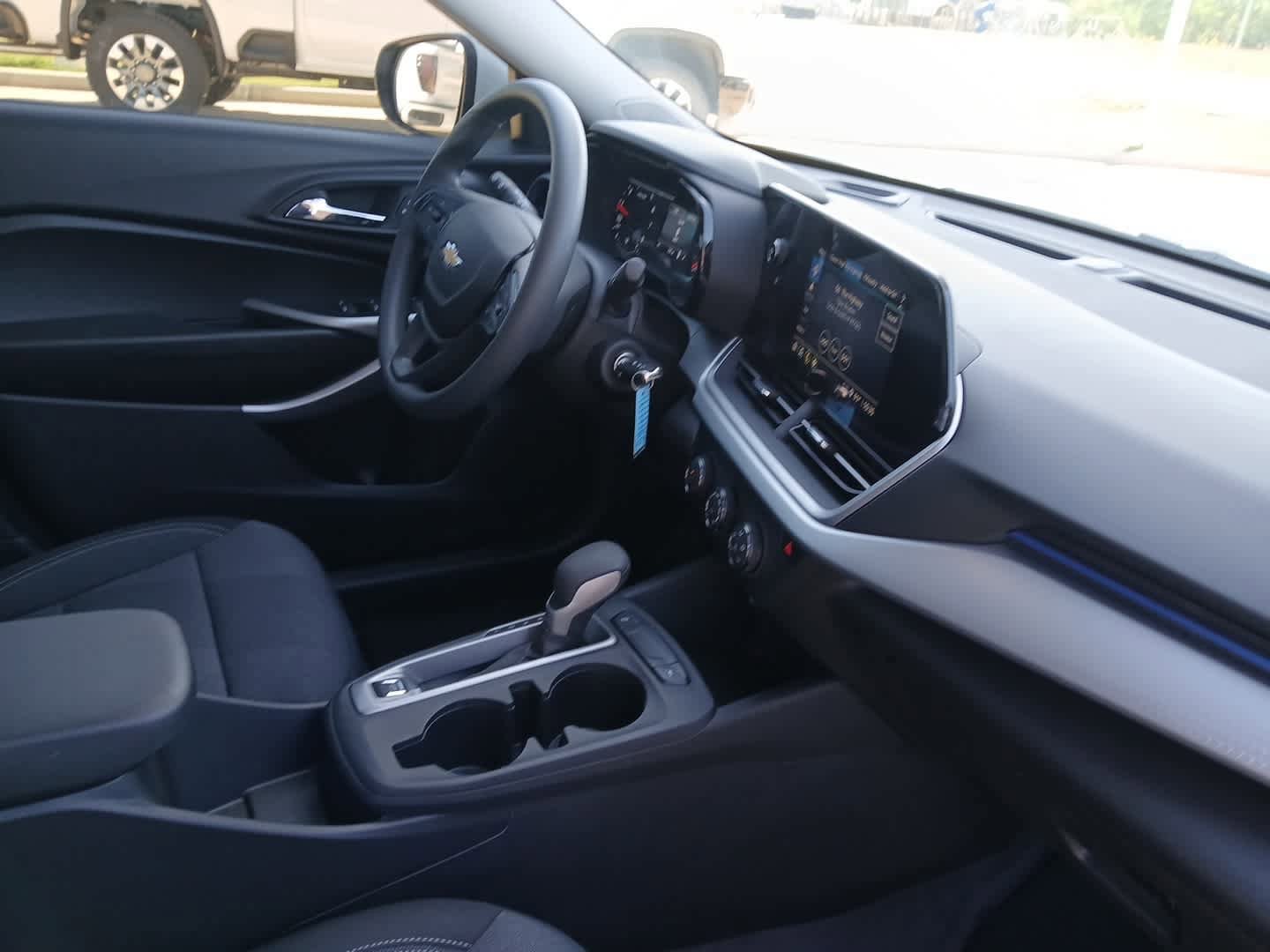 New 2026 Chevrolet Trax LS w/ LS Convenience Package FWD image 66