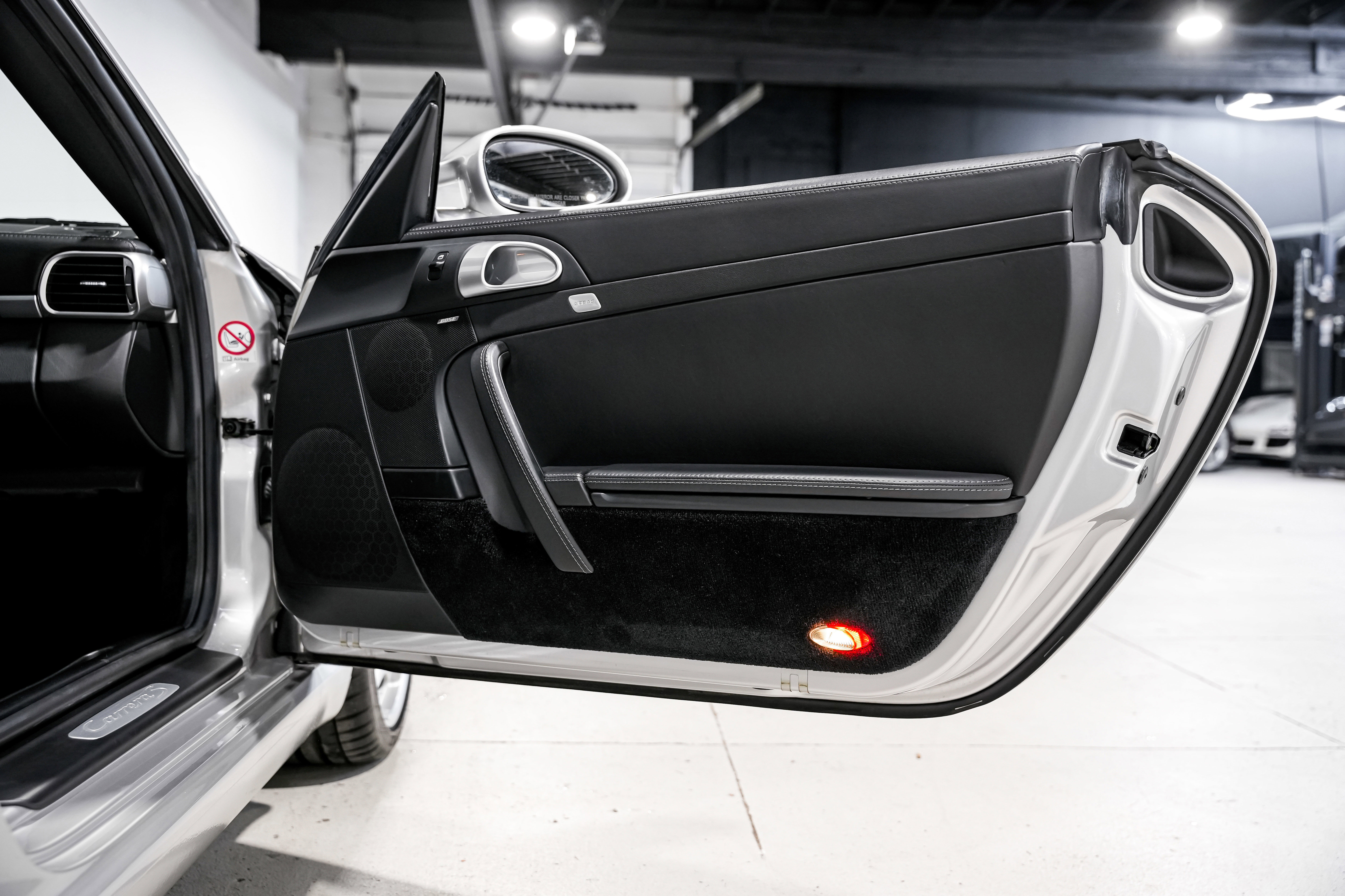 Used 2006 Porsche 911 Carrera S image 25