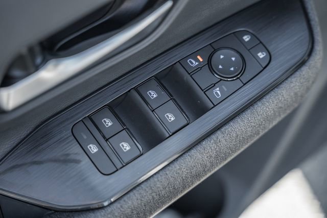 New 2026 Nissan Kicks SV image 34