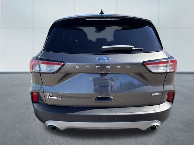 Used 2020 Ford Escape SE image 3