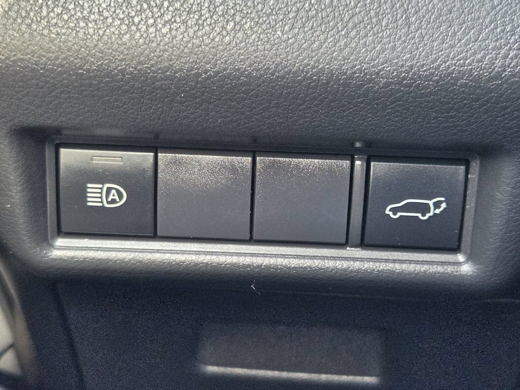 Used 2025 Toyota Grand Highlander FWD image 25