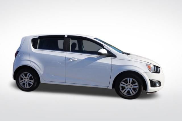 Used 2016 Chevrolet Sonic LT image 12