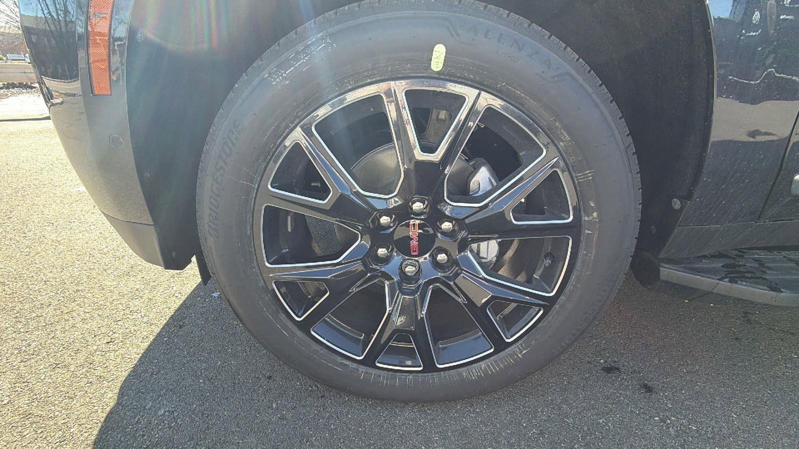 New 2026 GMC Yukon Denali image 9