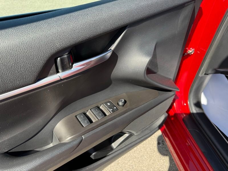Certified 2023 Toyota Camry SE image 11