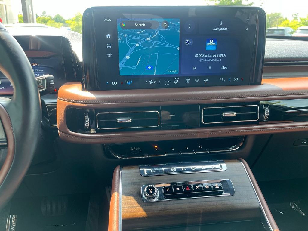 Used 2025 Lincoln Aviator Reserve w/ Jet Appearance Package AWD/4WD image 31