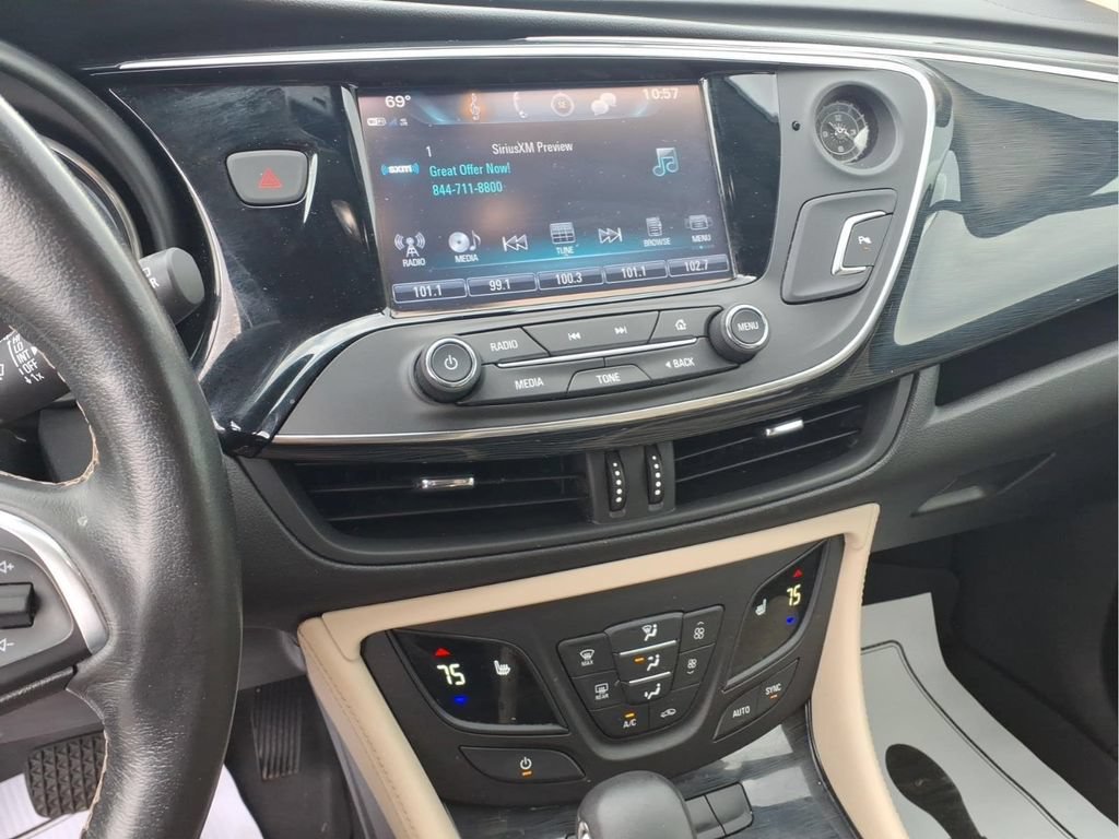 Certified 2017 Buick Envision Essence FWD image 4