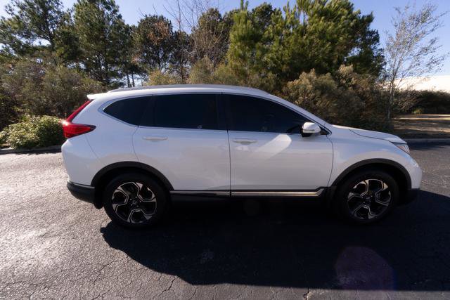 Used 2018 Honda CR-V Touring image 2