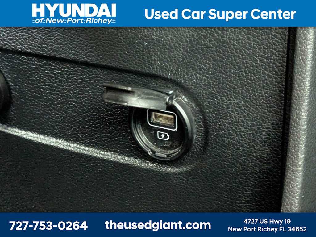 Used 2022 Hyundai Palisade SEL w/ Premium Package FWD image 36