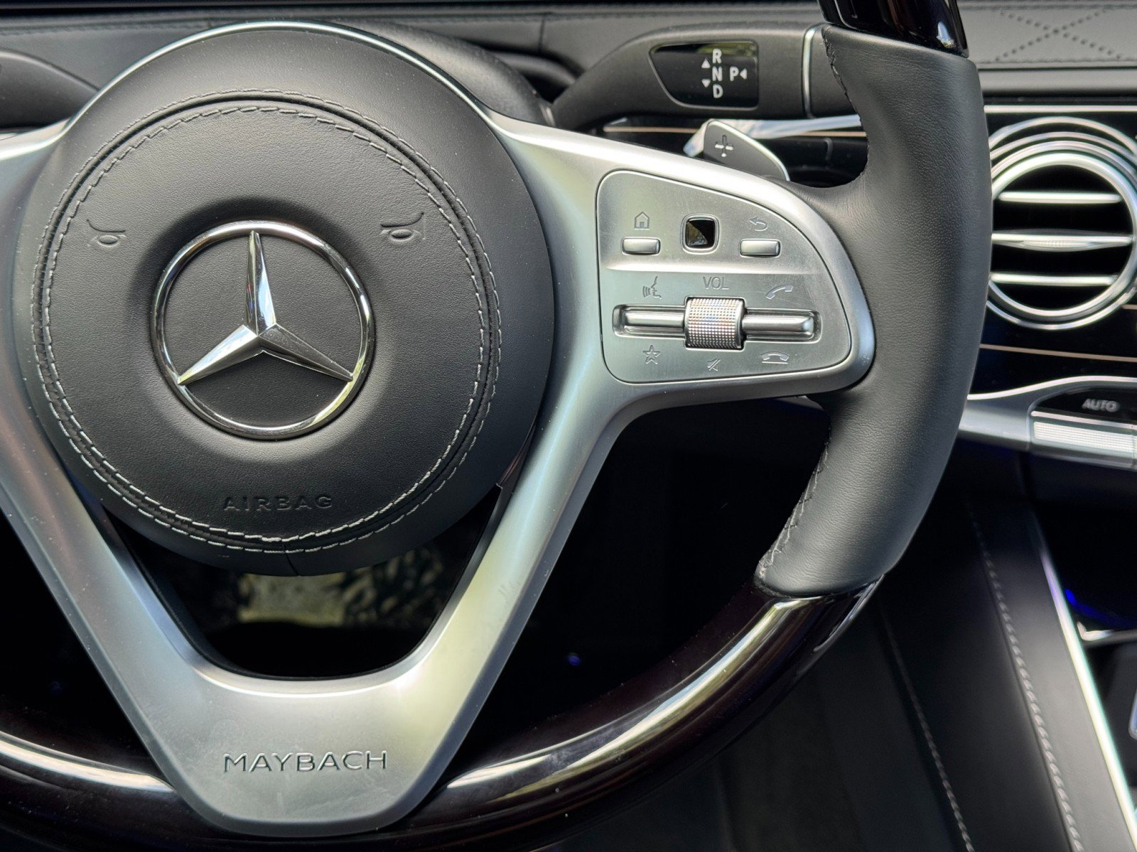 Used 2020 Mercedes-Benz Maybach S 560 4MATIC image 24