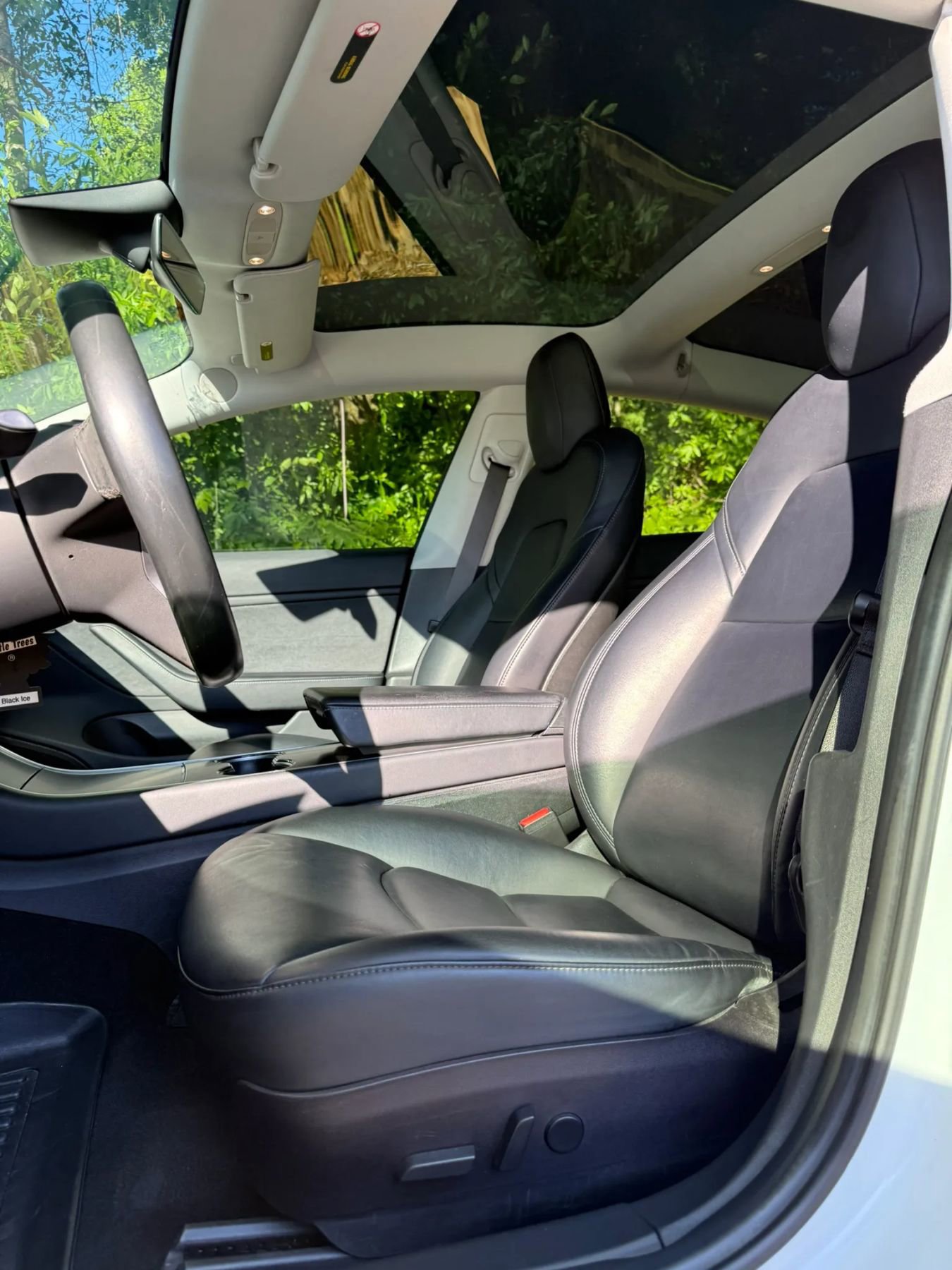 Used 2018 Tesla Model 3 Long Range RWD image 5