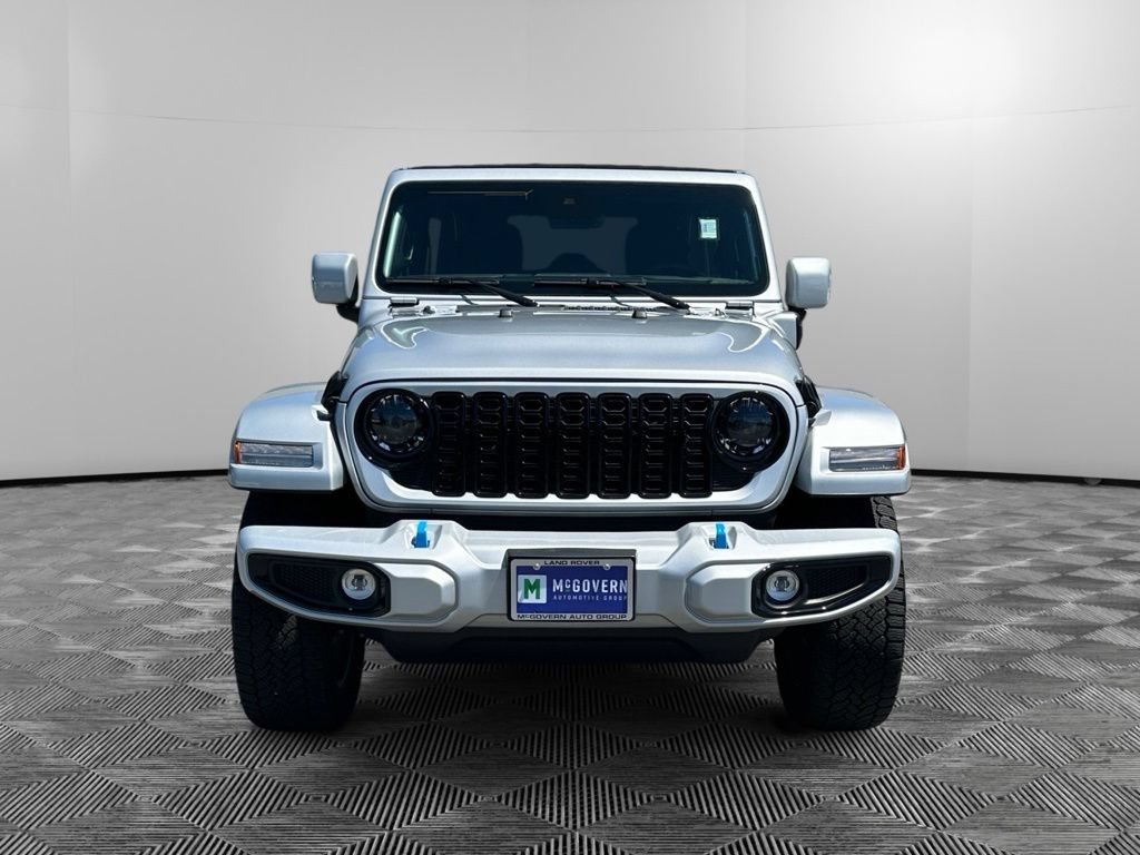 Used 2024 Jeep Wrangler High Altitude AWD/4WD image 2