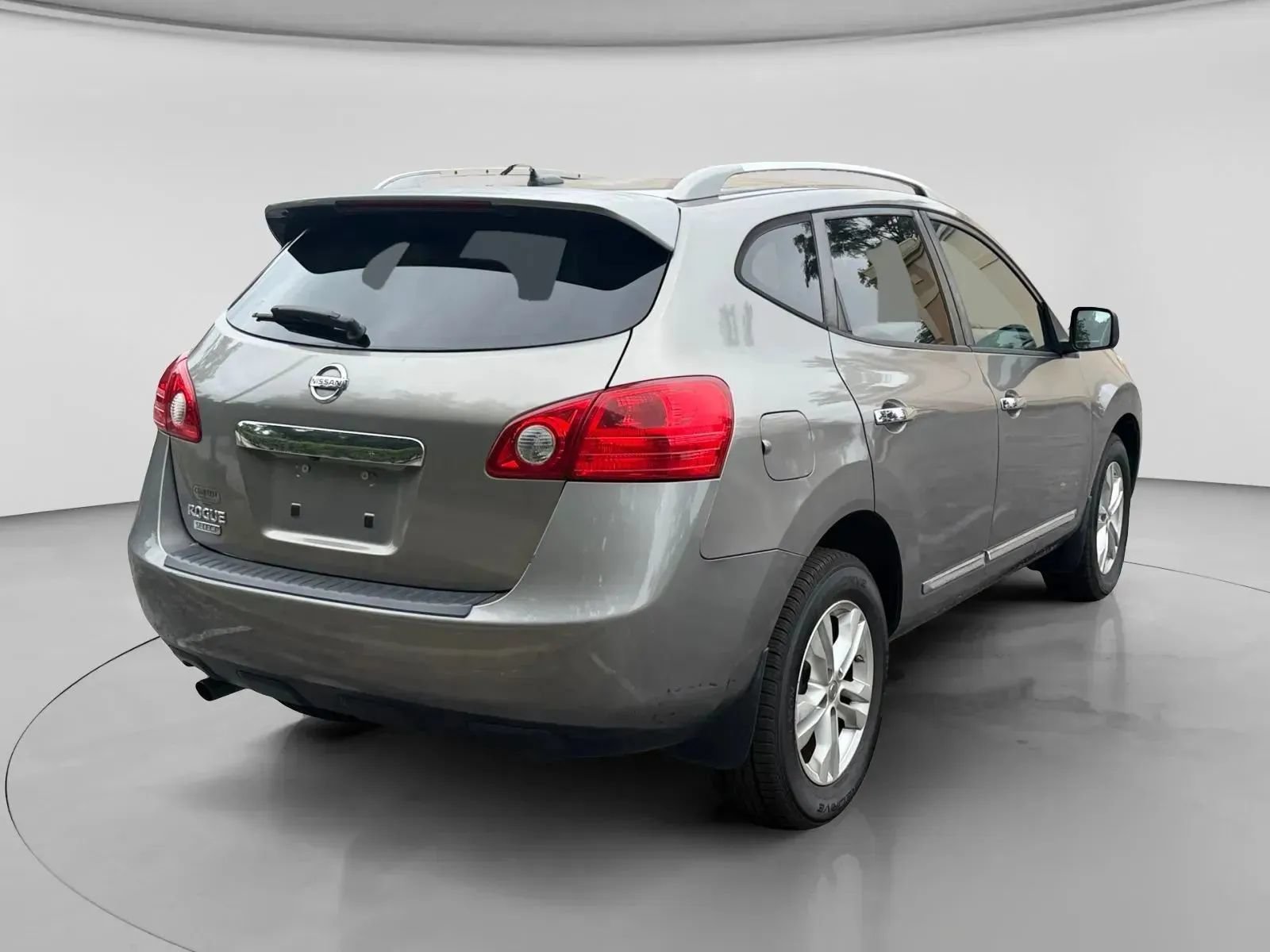 Used 2015 Nissan Rogue S w/ Convenience Package FWD image 5