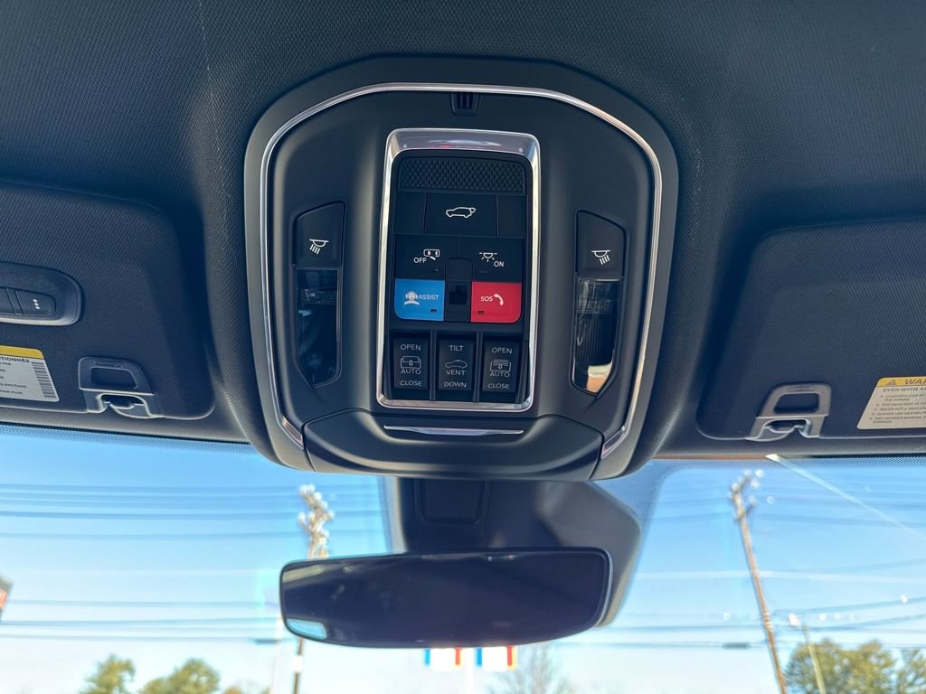 New 2025 Jeep Grand Cherokee L Summit w/ Obsidian Package image 42