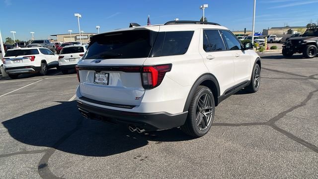 New 2026 Ford Explorer ST w/ Sun And Sound Package image 3
