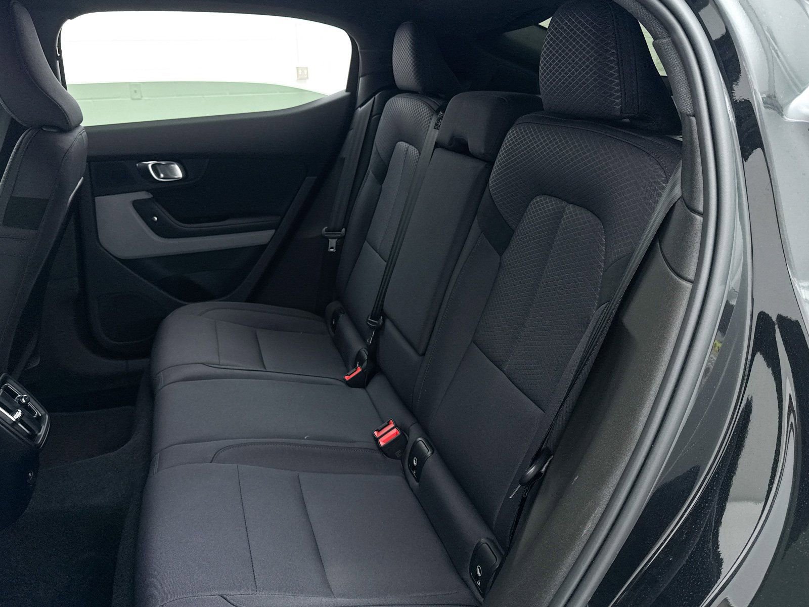 Used 2024 Polestar Polestar 2 image 31