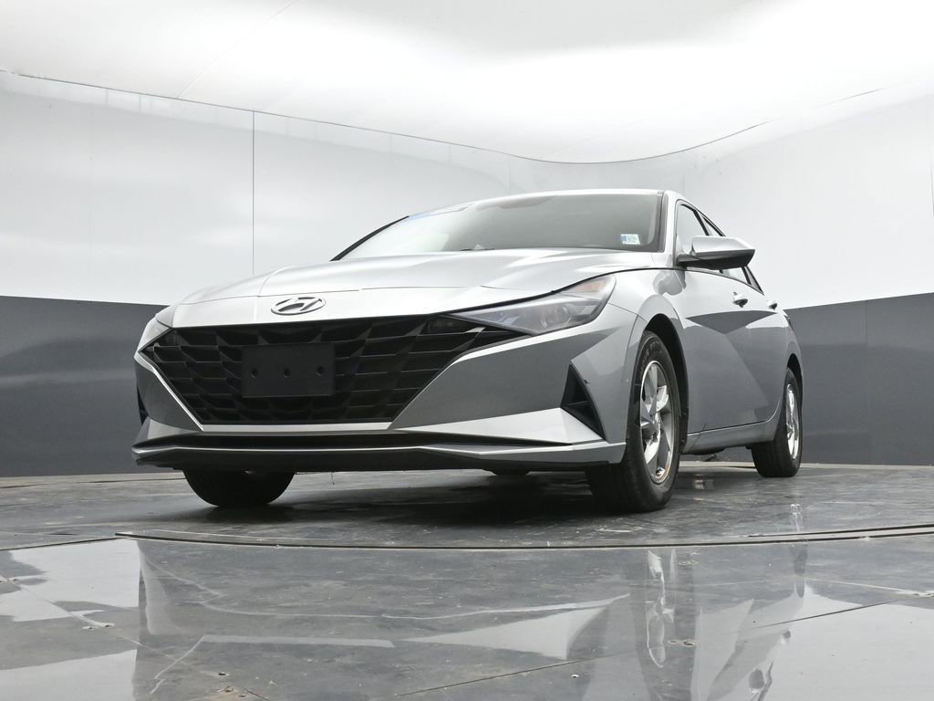 Used 2021 Hyundai Elantra SE FWD image 38