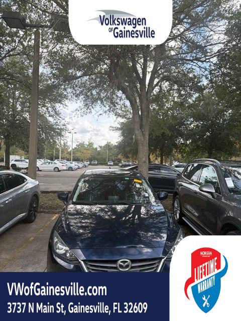 Used 2015 MAZDA MAZDA3 i Touring w/ Technology Package FWD image 2