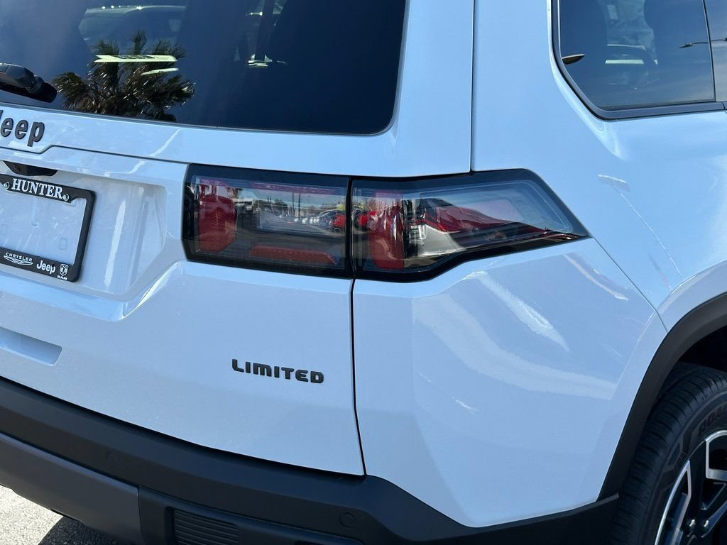 New 2026 Jeep Cherokee Limited AWD/4WD image 18