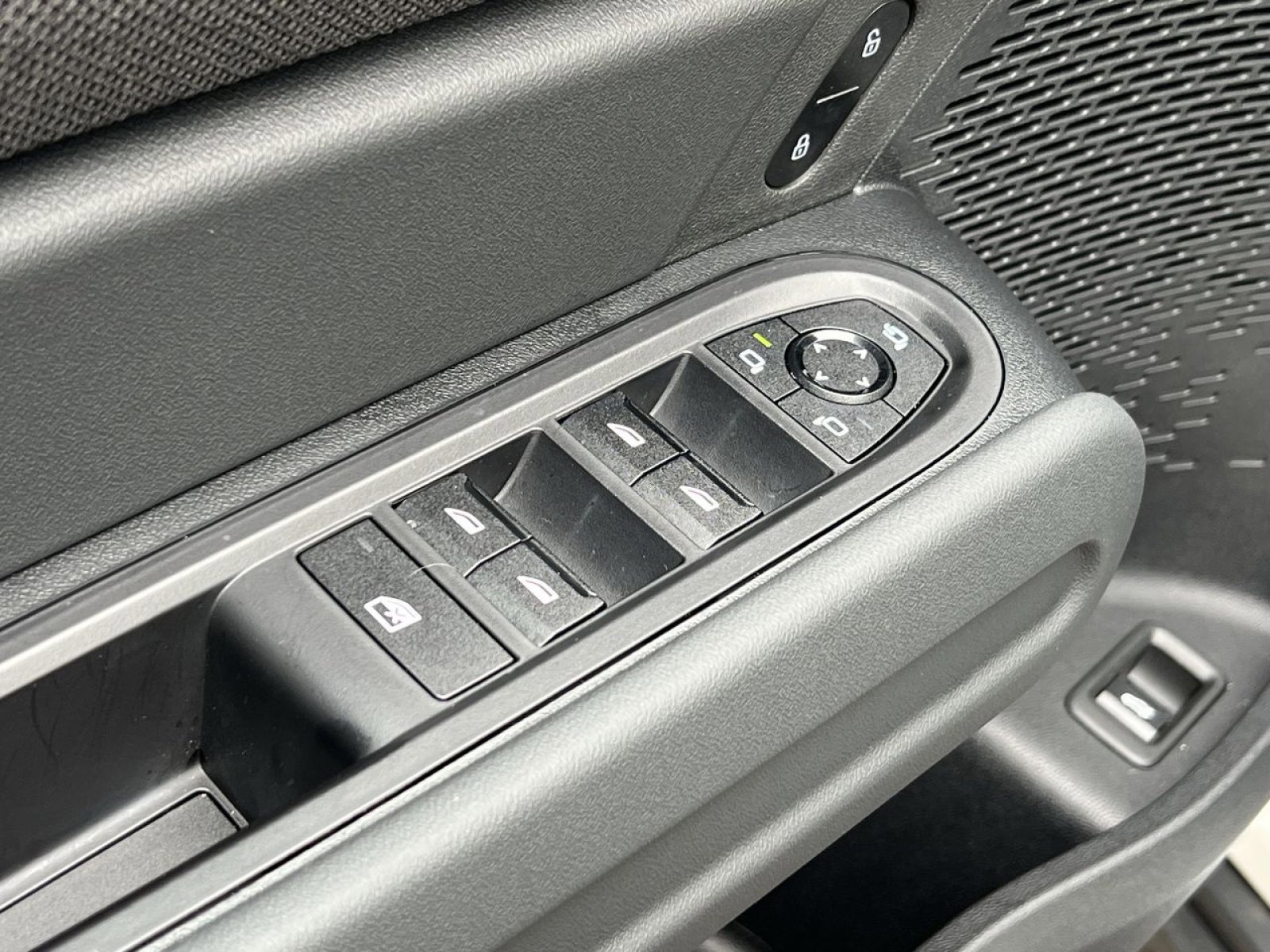 Certified 2025 MINI Cooper Countryman S image 16