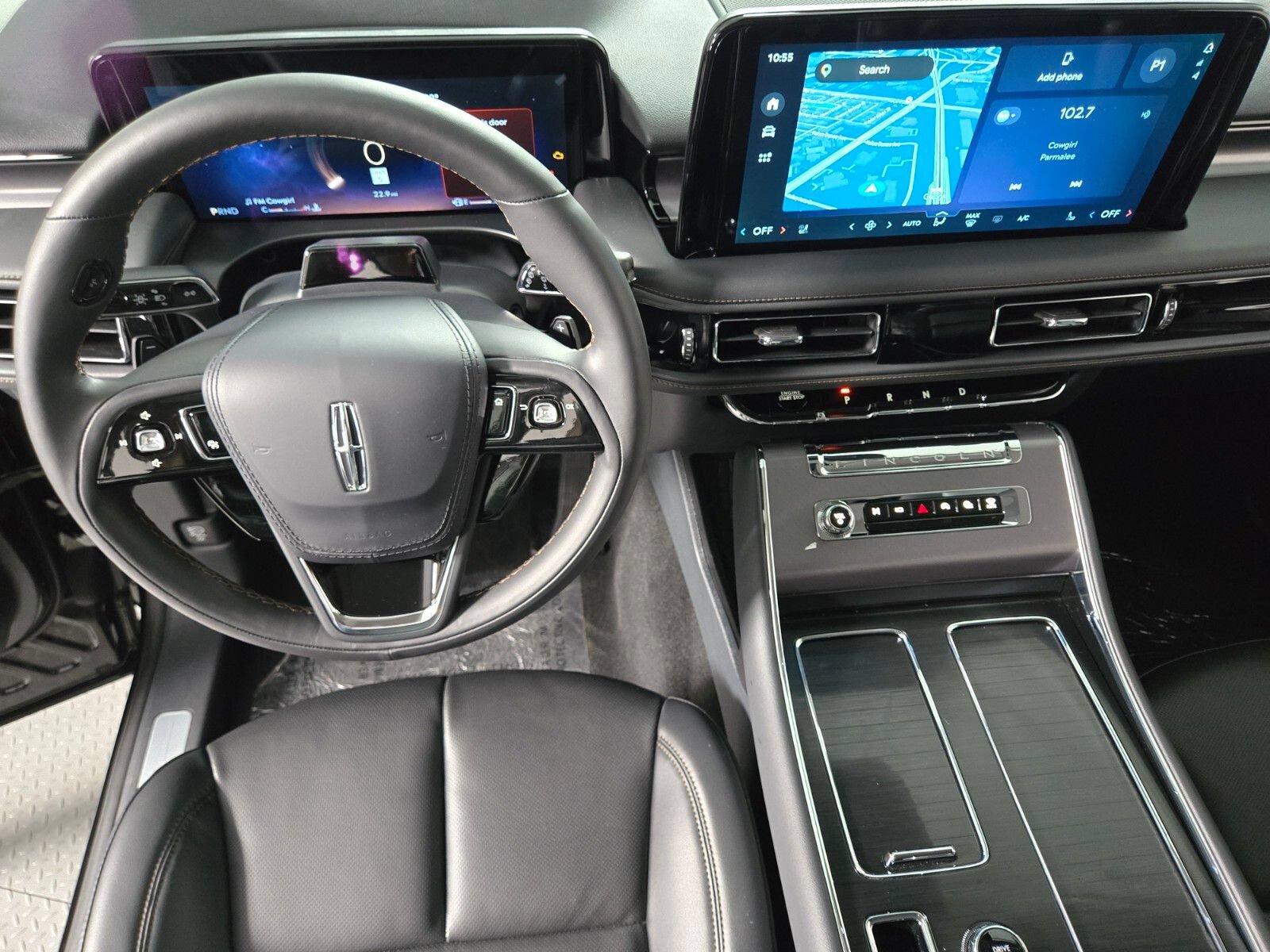 New 2026 Lincoln Aviator AWD image 16