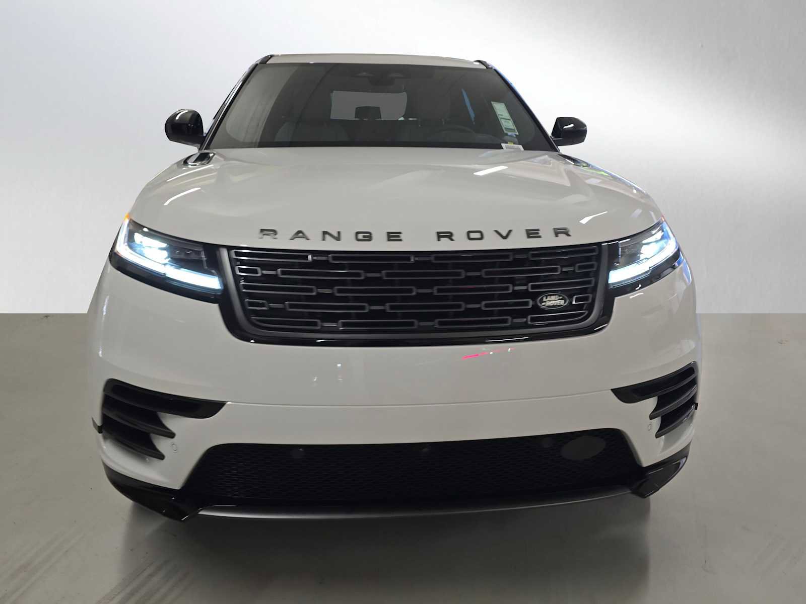 New 2026 Land Rover Range Rover Velar Dynamic SE image 8