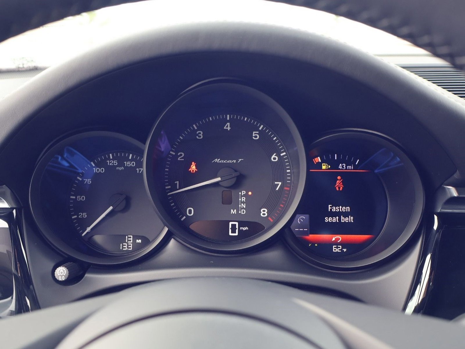 New 2026 Porsche Macan Turbo image 16