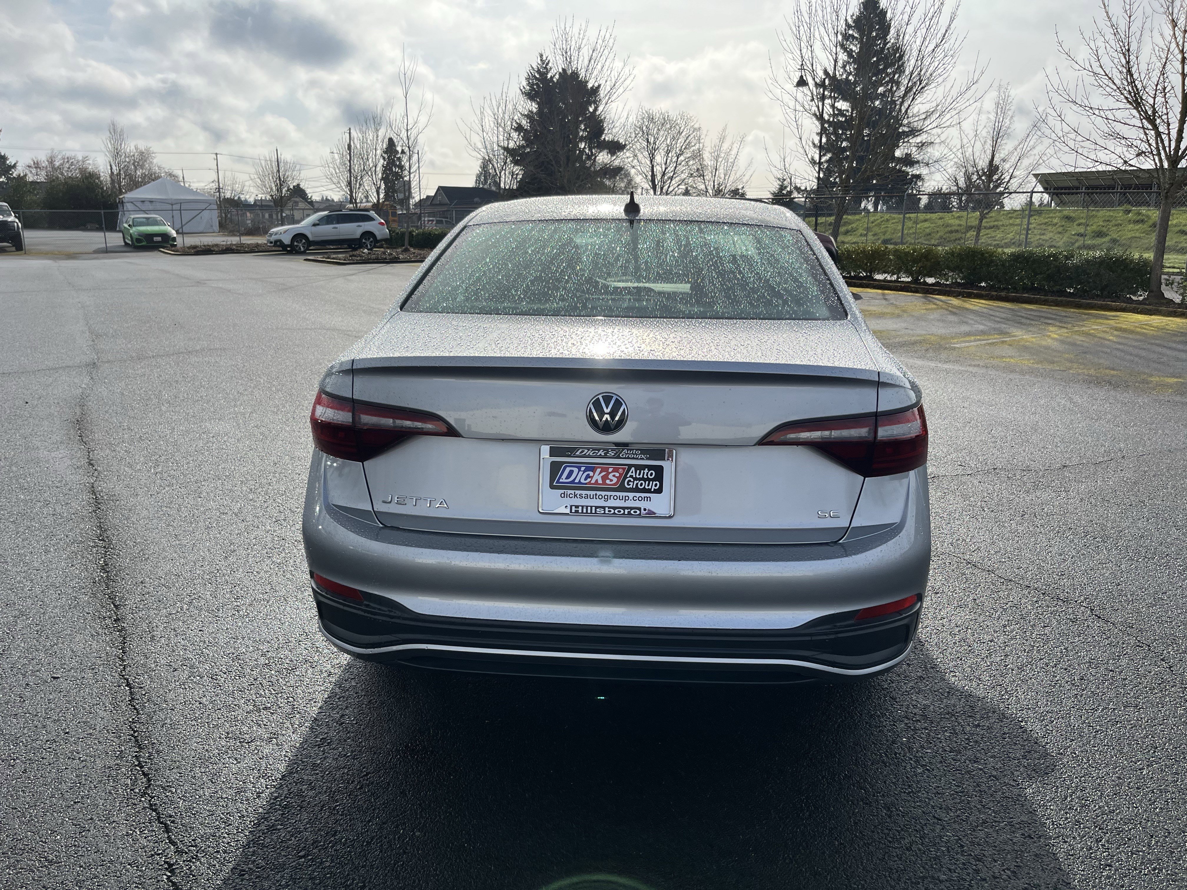 Used 2024 Volkswagen Jetta SE image 4