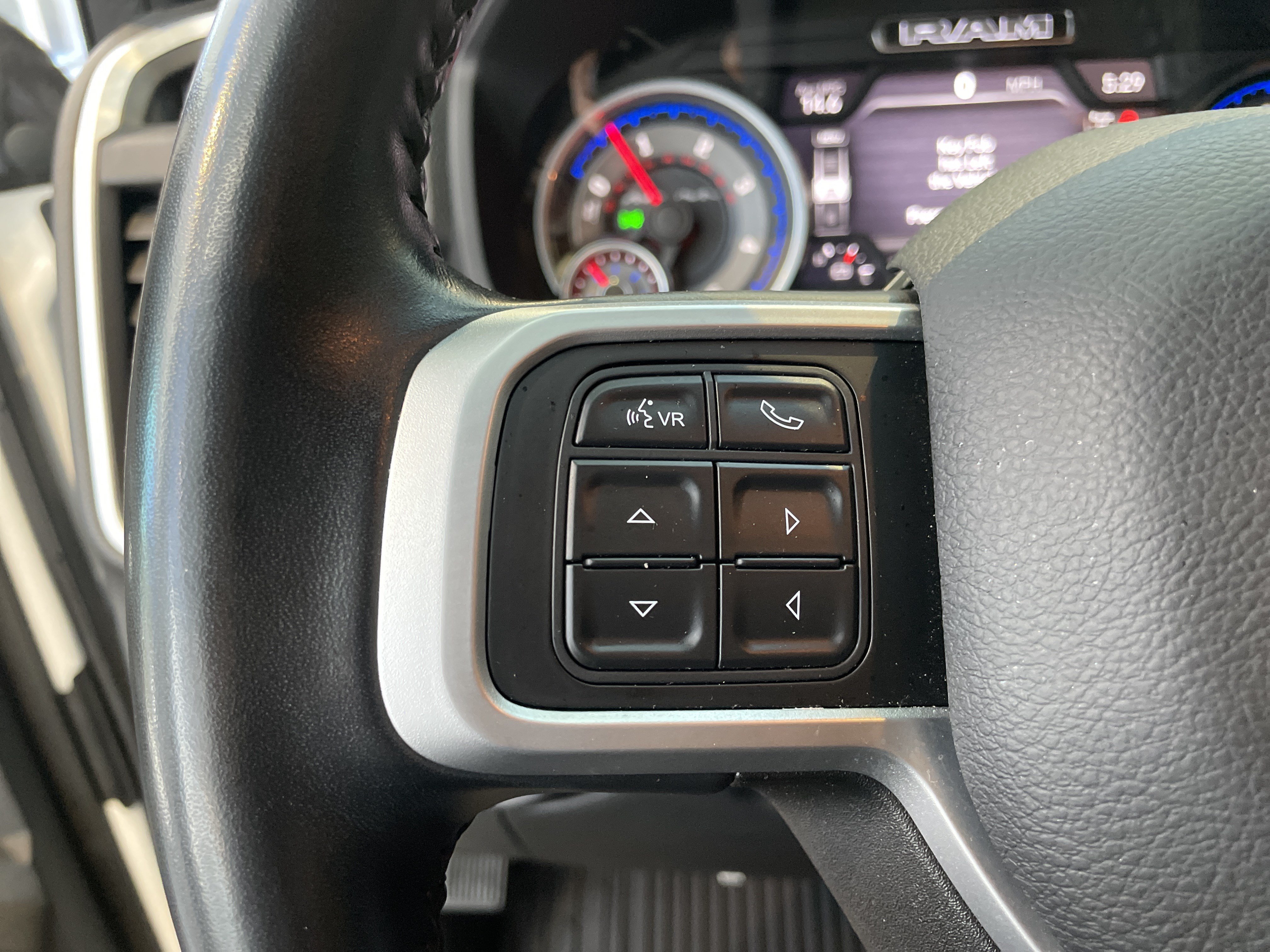 Used 2022 RAM 2500 Big Horn w/ Level C Equiment Group AWD/4WD image 22