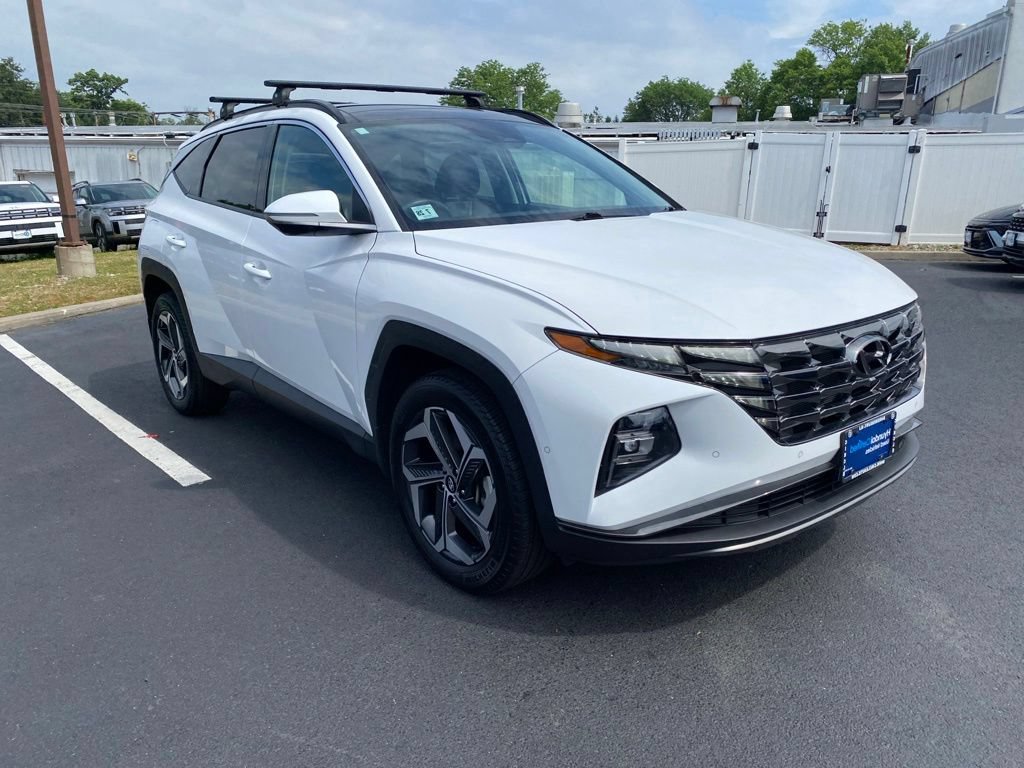 Certified 2023 Hyundai Tucson Limited AWD/4WD image 1