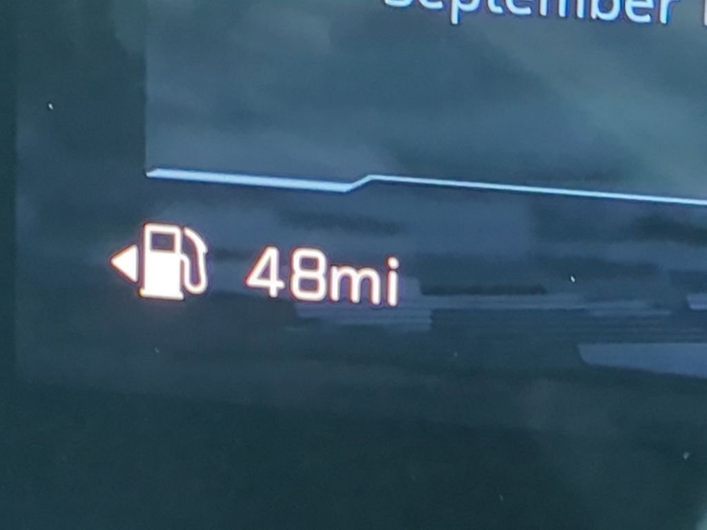 New 2026 Chevrolet Suburban Premier image 12