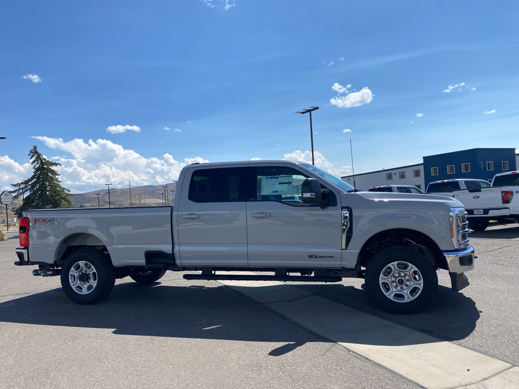 New 2026 Ford F350 4x4 Crew Cab Super Duty image 17