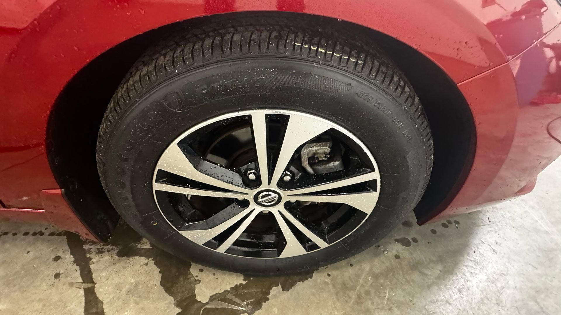 Used 2021 Nissan Sentra SV image 5