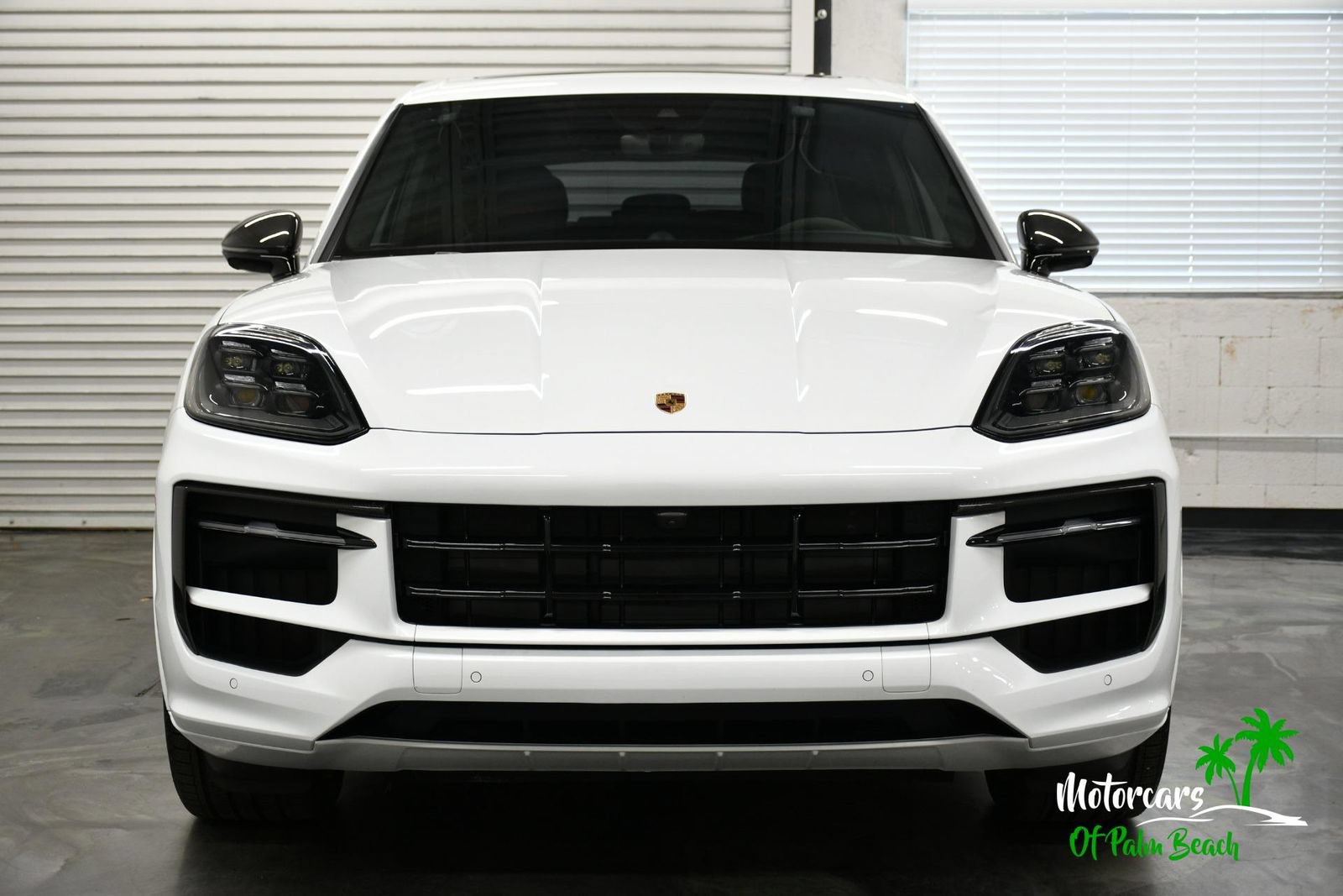 Used 2025 Porsche Cayenne GTS AWD/4WD image 27