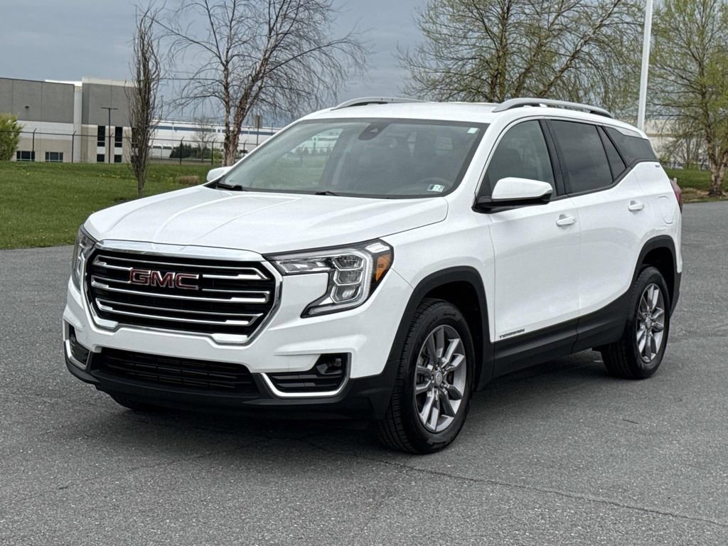 Used 2024 GMC Terrain SLT AWD/4WD image 27